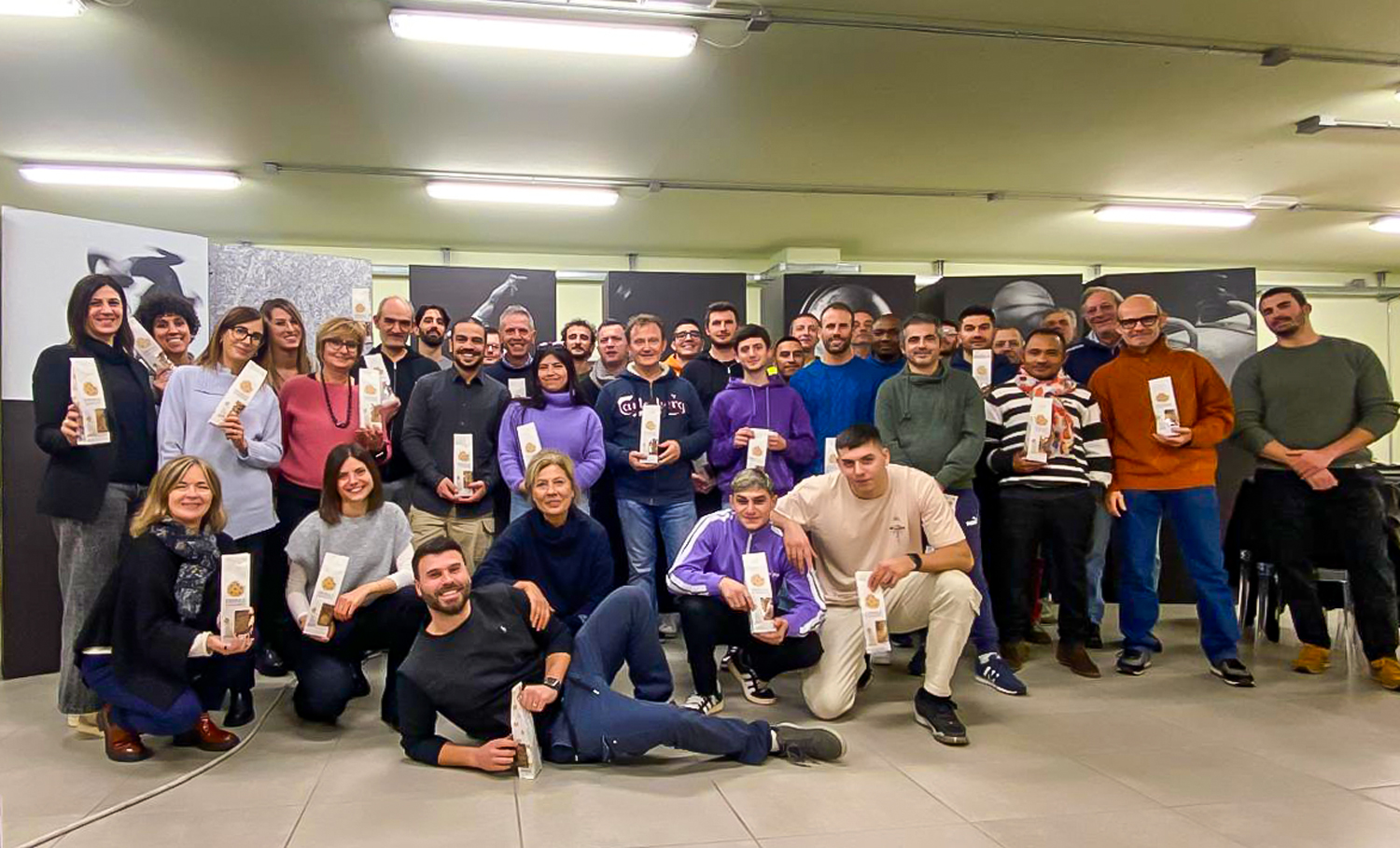Un Natale di cultura e dolcezza: i doni dell’Associazione Sandro Paradisi e di Paradisi Srl